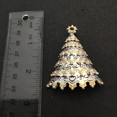 Vintage Dancraft Christmas tree brooch