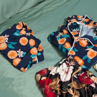 Array Of Sleepwear Most Of Them Are Sets (PB)