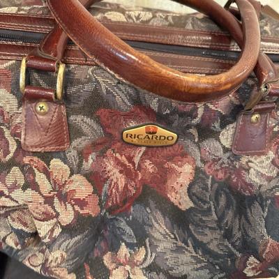 Ricardo tapestry bag, two crossbody purses