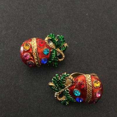Beautiful Christmas ornament rhinestone clip on earrings