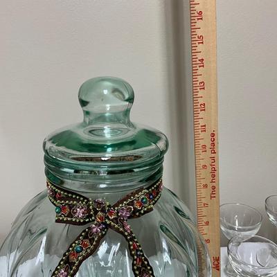 Vtg 2 Gal green pumpkin shaped beverage decanter, & wine glasses.