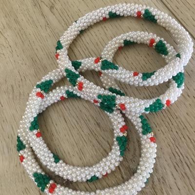Vintage faux pearl rope Christmas tree holiday rope necklace