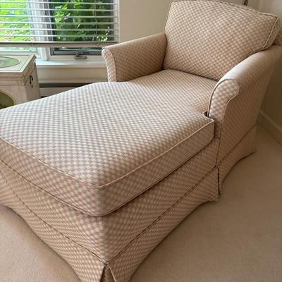 Vintage Ethan Allen chaise lounge