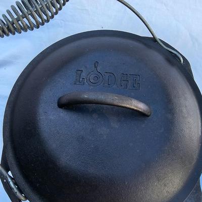 Lodge Cast Iron Cookware & More (G-JS)