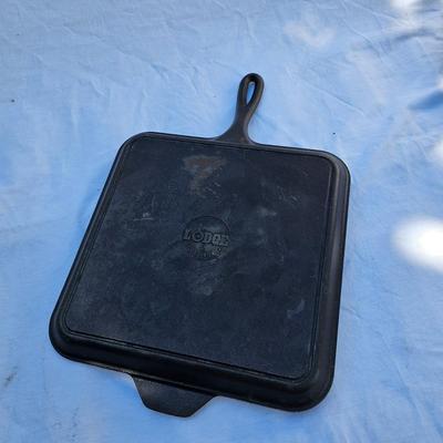 Lodge Cast Iron Cookware & More (G-JS)