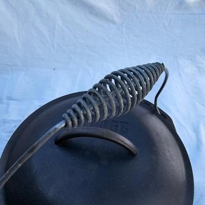 Lodge Cast Iron Cookware & More (G-JS)