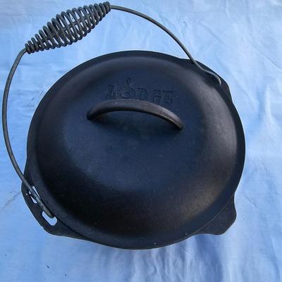 Lodge Cast Iron Cookware & More (G-JS)