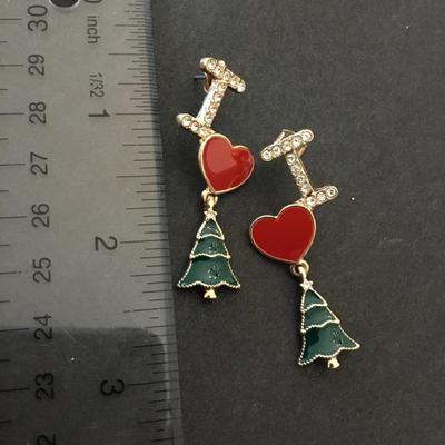Super cute I love Christmas dangle, earrings, enamel rhinestones