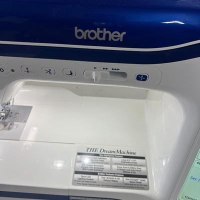 Sale Photo Thumbnail #3: Brothers innovis  XV8500D The Dream Machine. We are told that the owner who has now passed, did not use these machines very often.