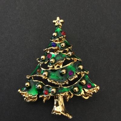 Beautiful enamel multicolored crystal rhinestone Christmas tree brooch very nice very beautiful