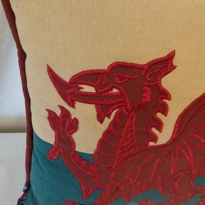 Eclectic European Decor - Dutch Clogs, Edinburgh Art & More (G-JS)