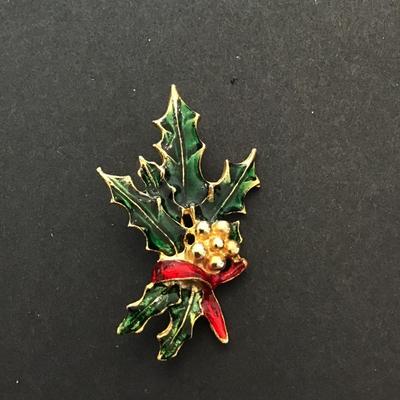 Mistletoe brooch pin