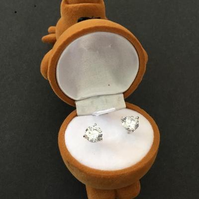 Beautiful stud, crystal stud earrings