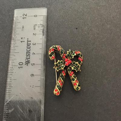 Candy cane brooch pin