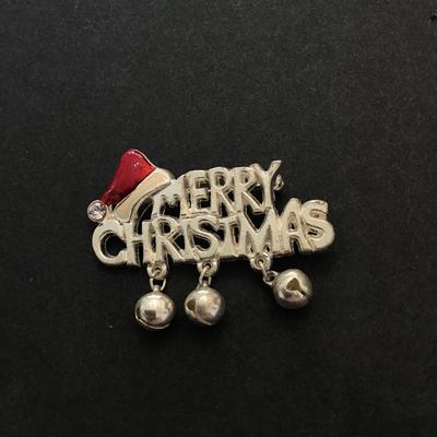 Merry Christmas brooch pin