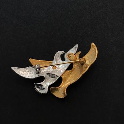 Cute dove pin brooch