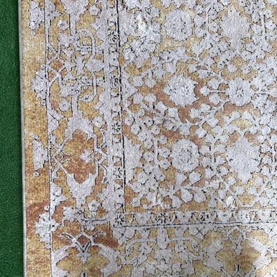 Safavieh Palermo Gold/beige rug 5’1” x 7’6”