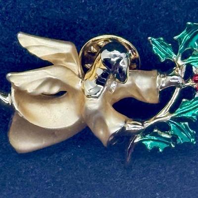 Vintage Flying Angel with Holly Branch