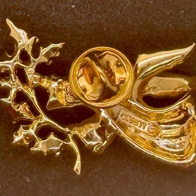 Vintage Flying Angel with Holly Branch