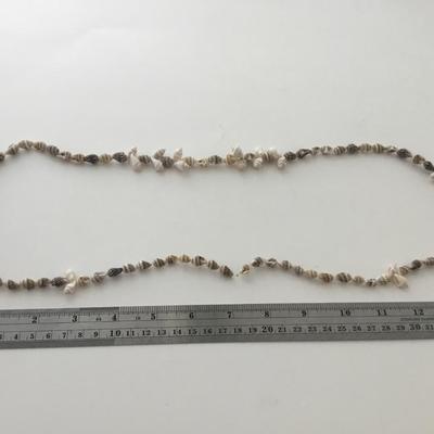 Beautiful shell fashion necklace