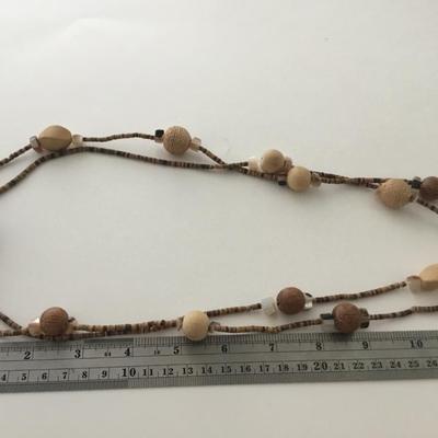Unmarked beautiful unique beaded necklace