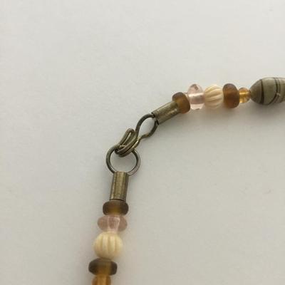 Beautiful unique beaded vintage clasp necklace