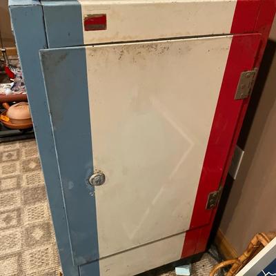 Vintage Pepsi cooler