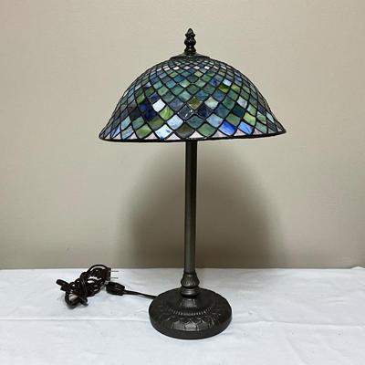 Tiffany Style Stained glass table lamp