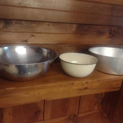 Set of Three Large Mixing or Bread Bowls Various Sizes