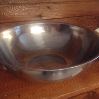 Set of Three Large Mixing or Bread Bowls Various Sizes