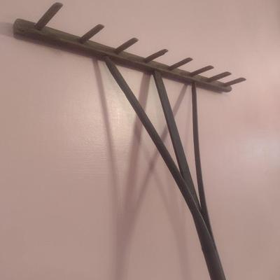 Hand Crafted Amish Rack