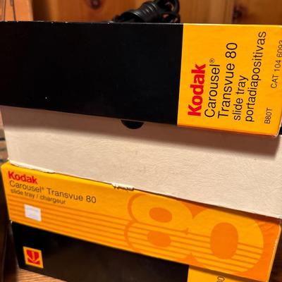 Slide projector, slide trays, and viewer