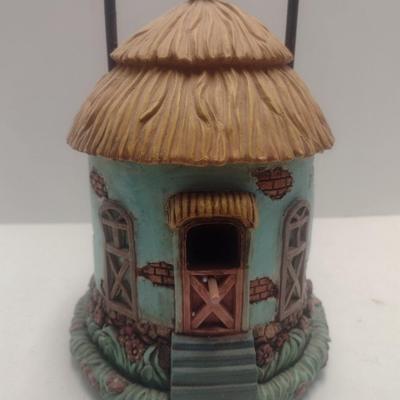Resin Thatch Roof Cottage Design Bird House