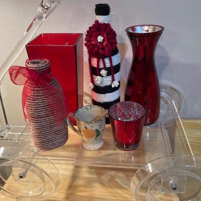 Granware acrylic wagon with red decor