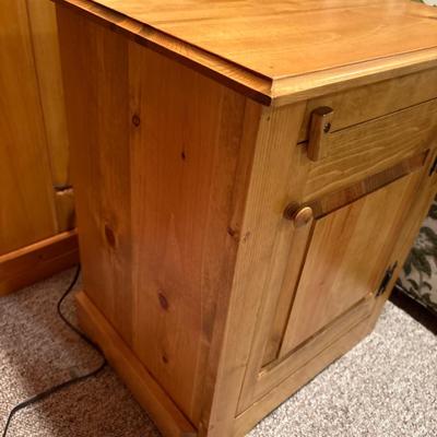 Pine end table #1