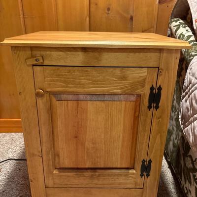 Pine end table #1