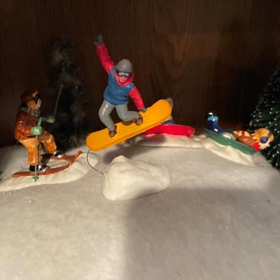 Fisherman Hook resort and skiers