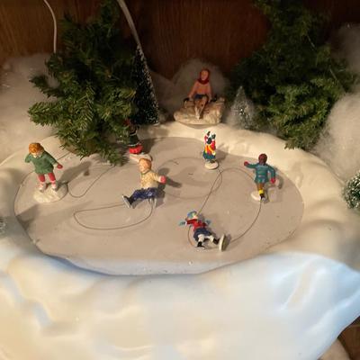 Skating and warming house