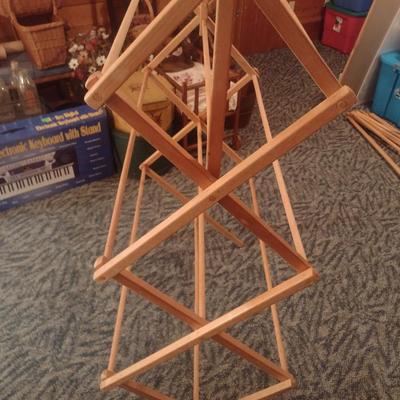 Wood Accordion Laundry Drying Rack