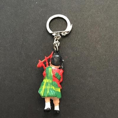 Vintage bagpiper keychain