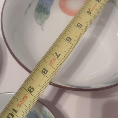 Set of Three Vintage Japanese Ceramic Nesting Mixing Bowls