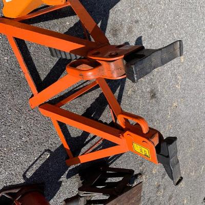 Large Lot - Heavy Duty Jack Stands