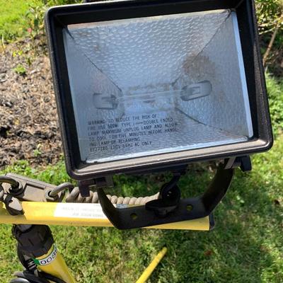 Halogen Light Kit On Tripod + Shop Lights