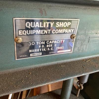 30 Ton Capacity Press