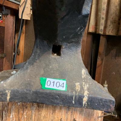 22” x 10” Anvil