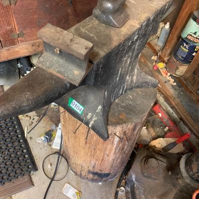 22” x 10” Anvil