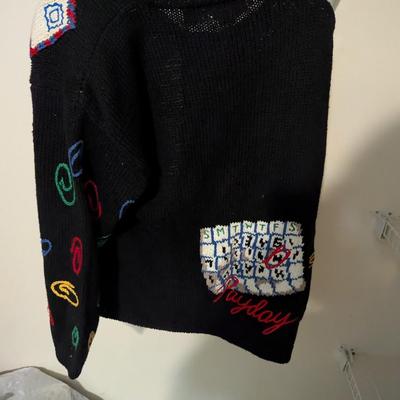 Size Large The Eagle's Eye Sweater (SB)