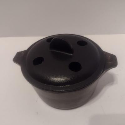 Cast Iron USA Potpourri Pot
