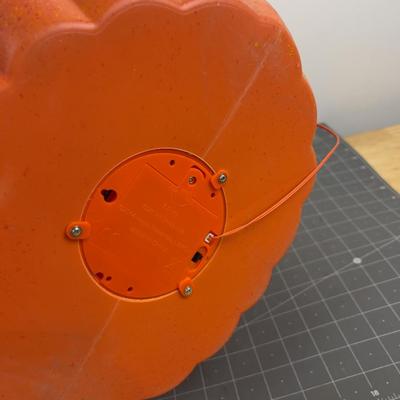Light Up NEW Jack-O-Lantern