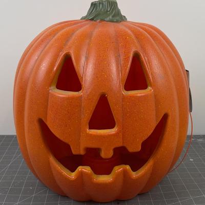 Light Up NEW Jack-O-Lantern